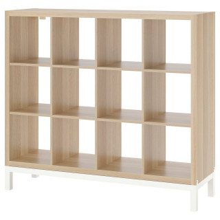 Półka na książki KALLAX z jasnego dębu, 12 kabin, płyta wiórowa i stal, 4 białe nogi, przewiewny design.